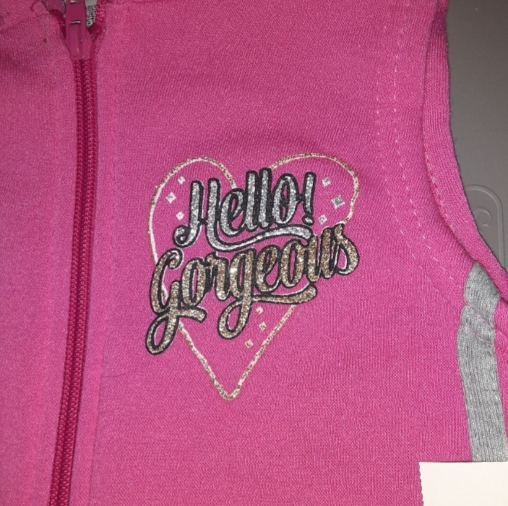 Diva Hello Gorgeous sleeveless vest NWT - Picture 2 of 5